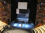 Piccolo Teatro Studio - allestimento di 'Mani grandi, senza fine'