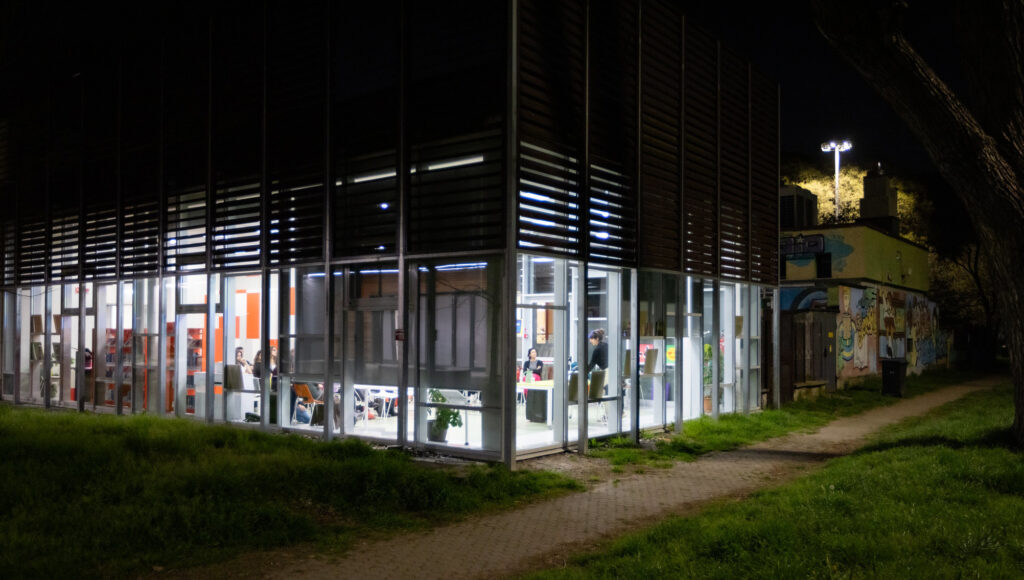 L'incontro presso la biblioteca i Baggio